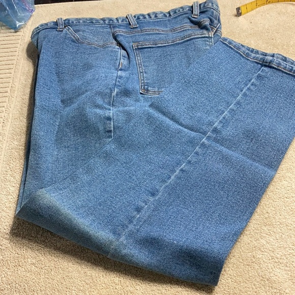 Jeans - Picture 1 of 5